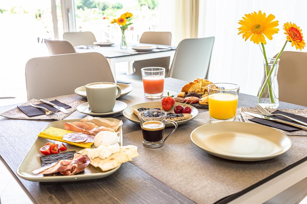 I Delfini - Natural B&B Cesenatico Zewnętrze zdjęcie